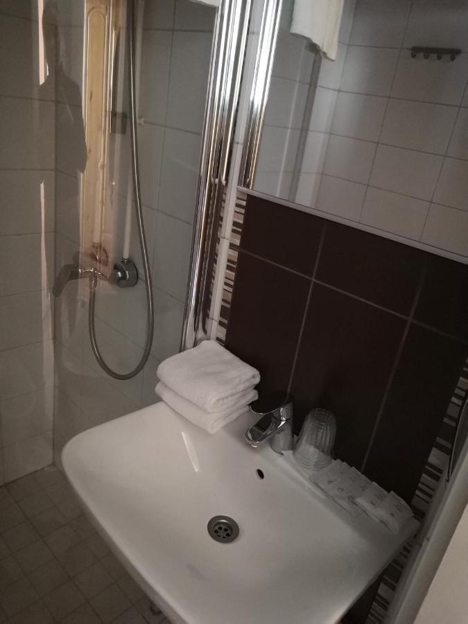 Tammisaaren Kaupunginhotelli Raseborg Bagian luar foto